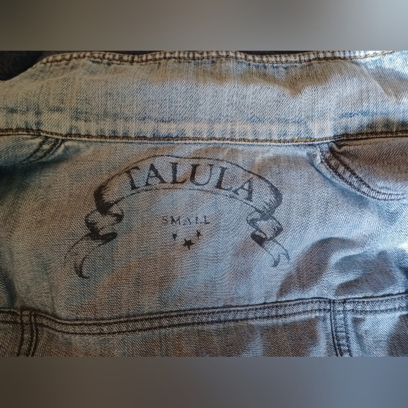 A Talula Vintage Light Blue Denim Jacket - Picture 2 of 16